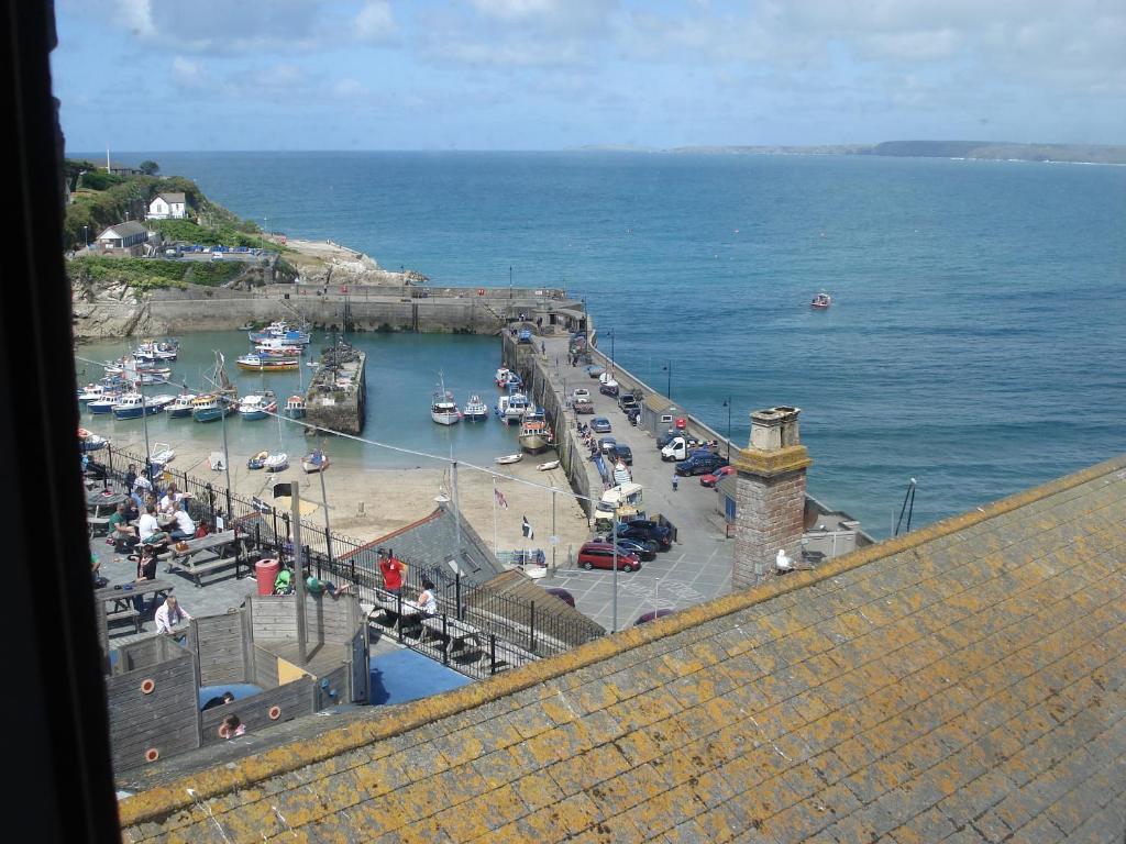 Cliff House Bed & Breakfast Newquay  Exterior photo